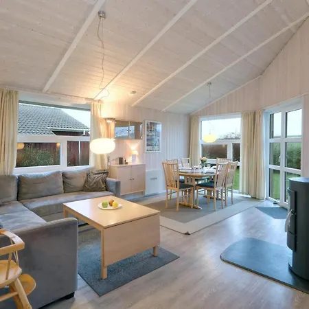 Holiday home Friedrichskoog-strandpark 22 *